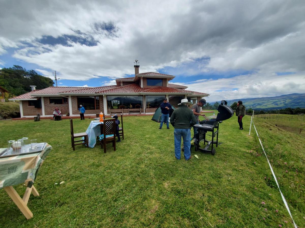 Balcon Al Cotopaxi Hosteria Sangolquí Dış mekan fotoğraf